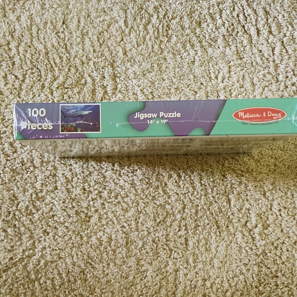 NIB Melissa and Doug 100 Piece Shark Puzzle - Picture 3 of 5